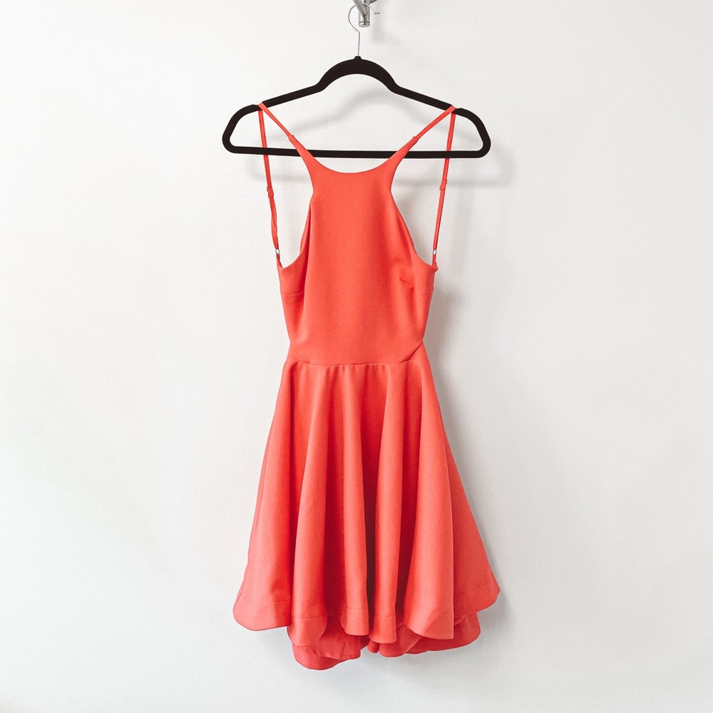 *NWT* L'‎ Atiste Backless Holiday Preppy Party Chic Circle Skirt Mini Dress